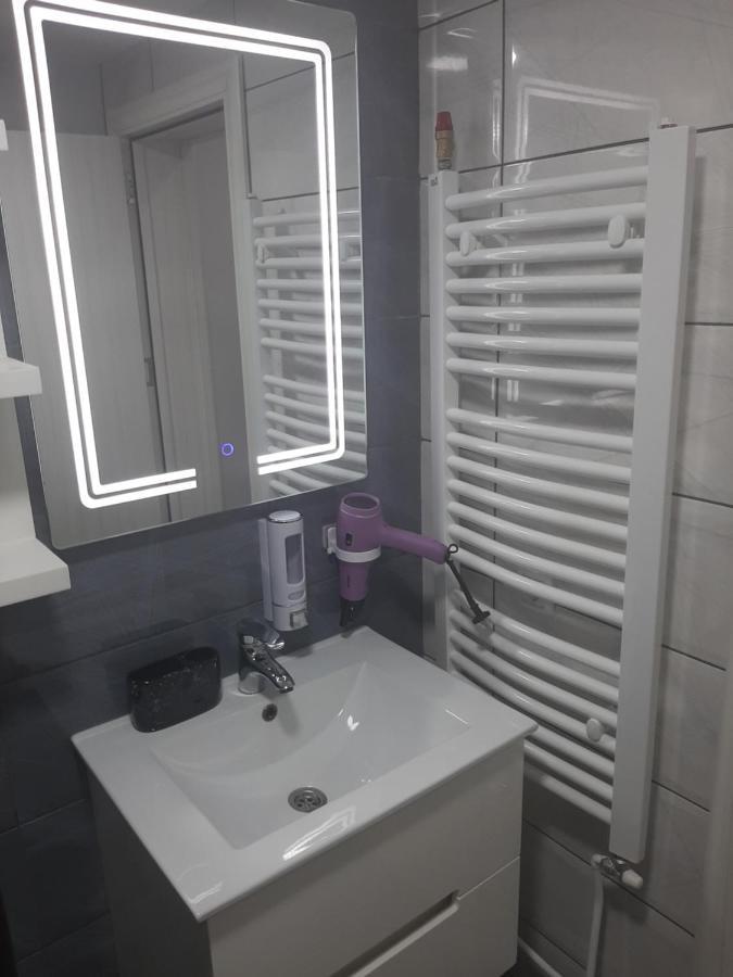 Adrijana 2 Apartmani Vrnjacka Banja Bagian luar foto